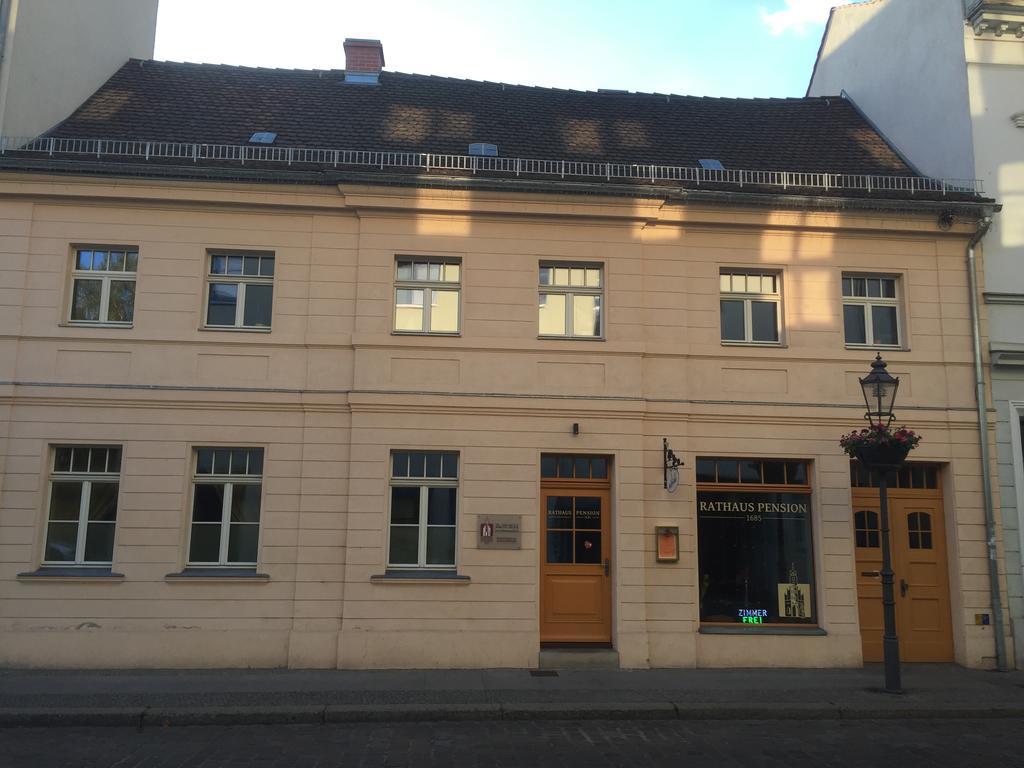 Rathaus-Pension 1685 Brandenburg  Exterior foto